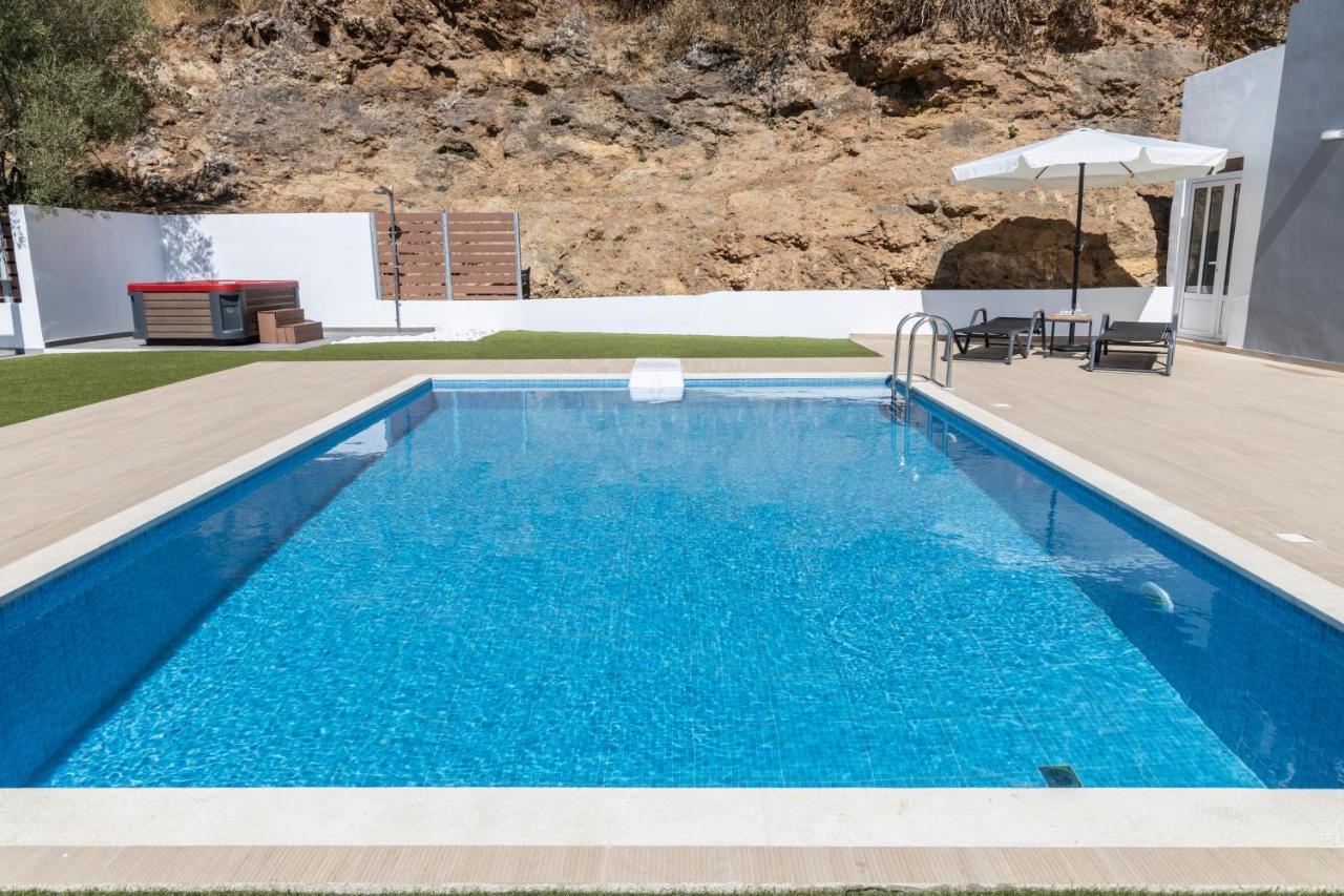 Villa Neonis Spílion Esterno foto