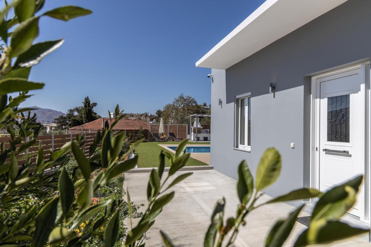 Villa Neonis Spílion Esterno foto