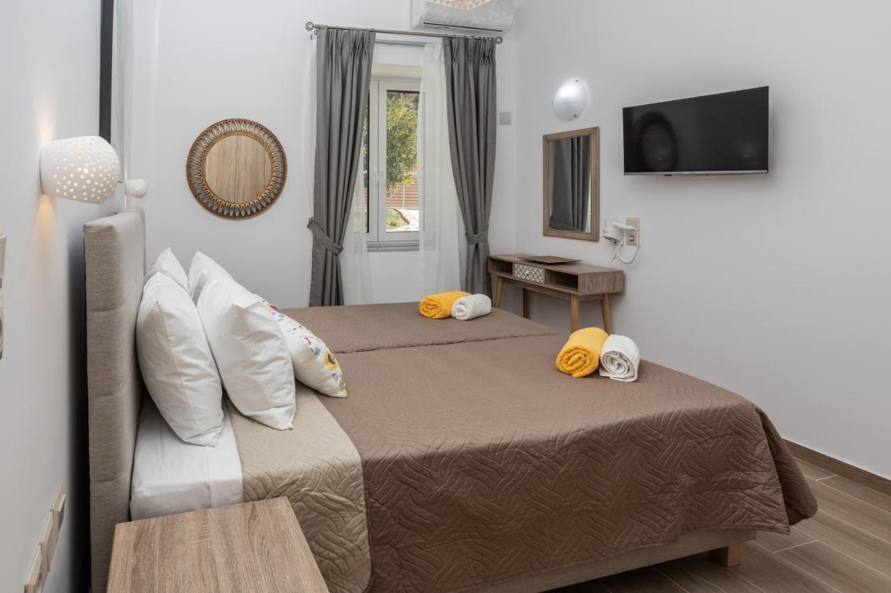 Villa Neonis Spílion Esterno foto